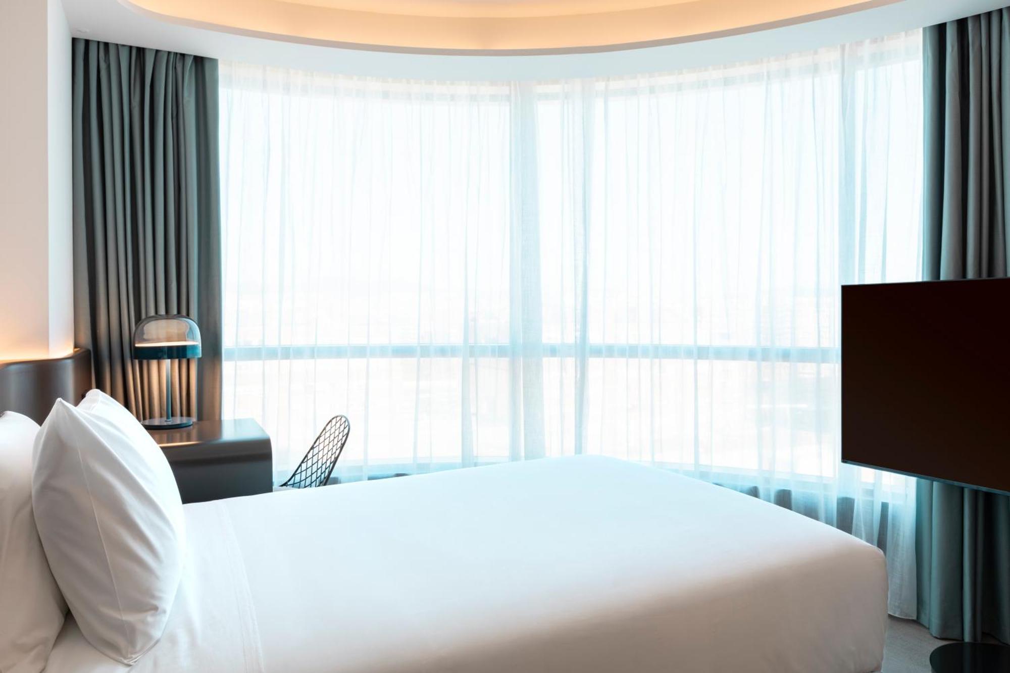 Labtwentytwo Barcelona, A Tribute Portfolio Hotel By Marriott Εξωτερικό φωτογραφία