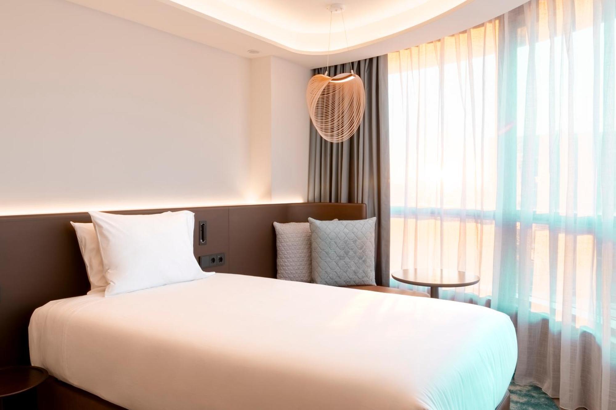Labtwentytwo Barcelona, A Tribute Portfolio Hotel By Marriott Εξωτερικό φωτογραφία