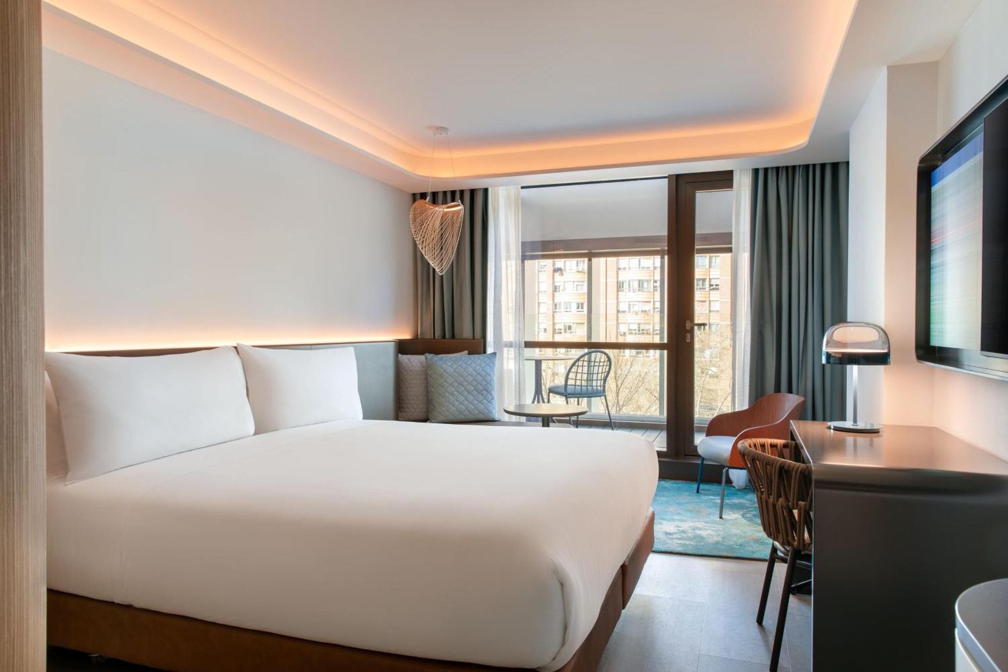 Labtwentytwo Barcelona, A Tribute Portfolio Hotel By Marriott Εξωτερικό φωτογραφία