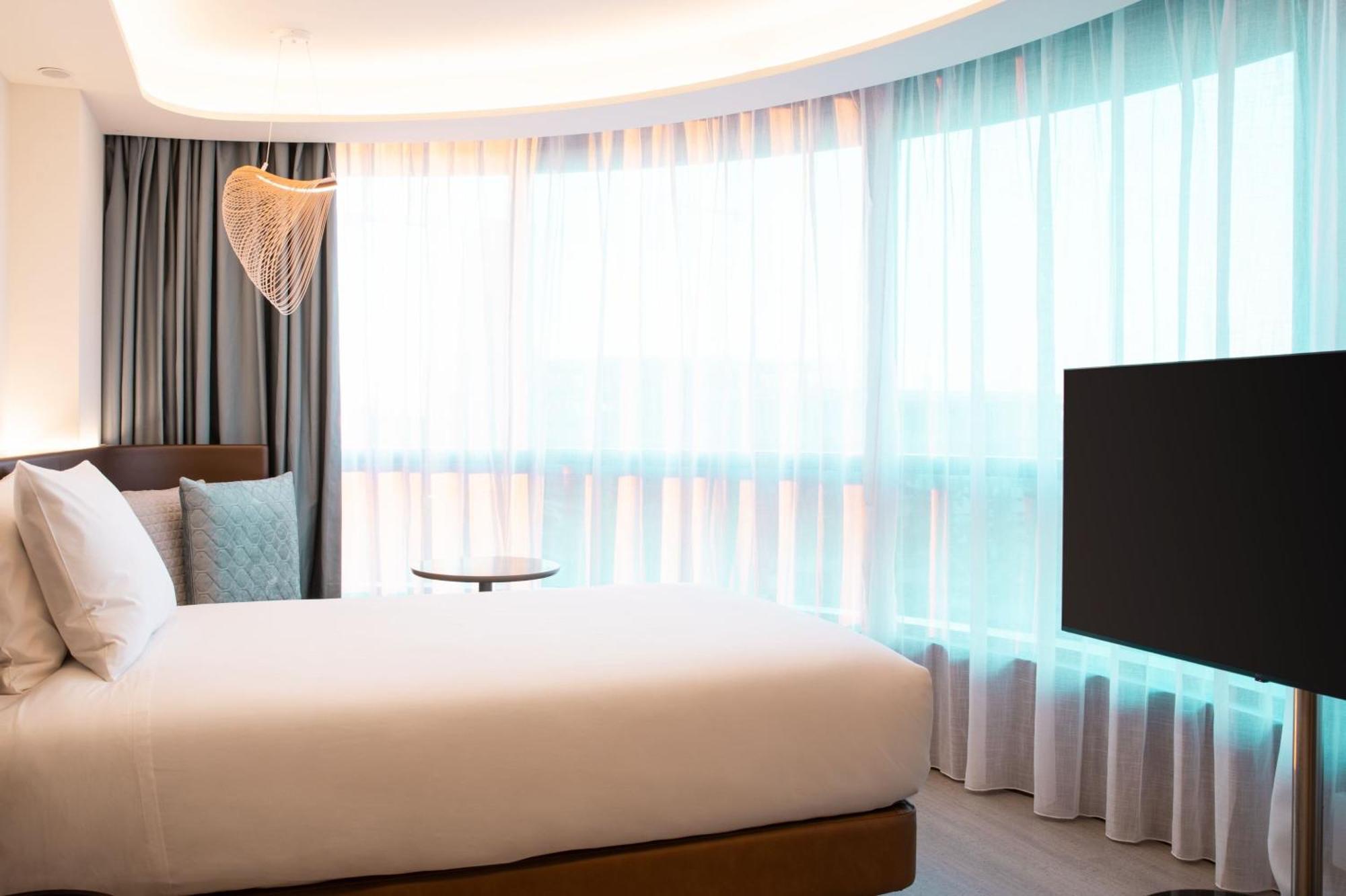 Labtwentytwo Barcelona, A Tribute Portfolio Hotel By Marriott Εξωτερικό φωτογραφία
