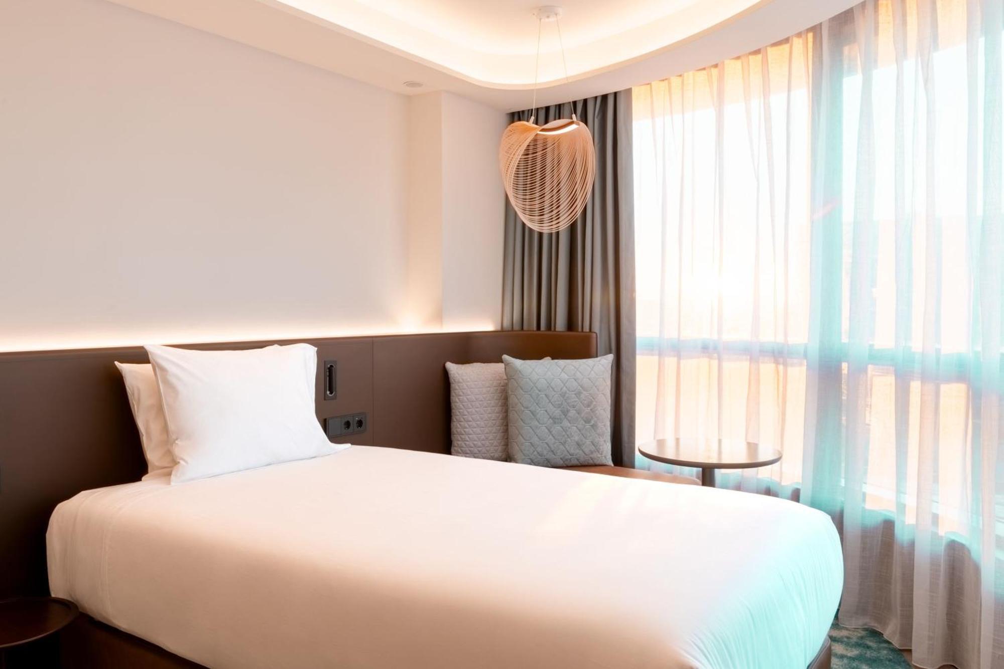 Labtwentytwo Barcelona, A Tribute Portfolio Hotel By Marriott Εξωτερικό φωτογραφία