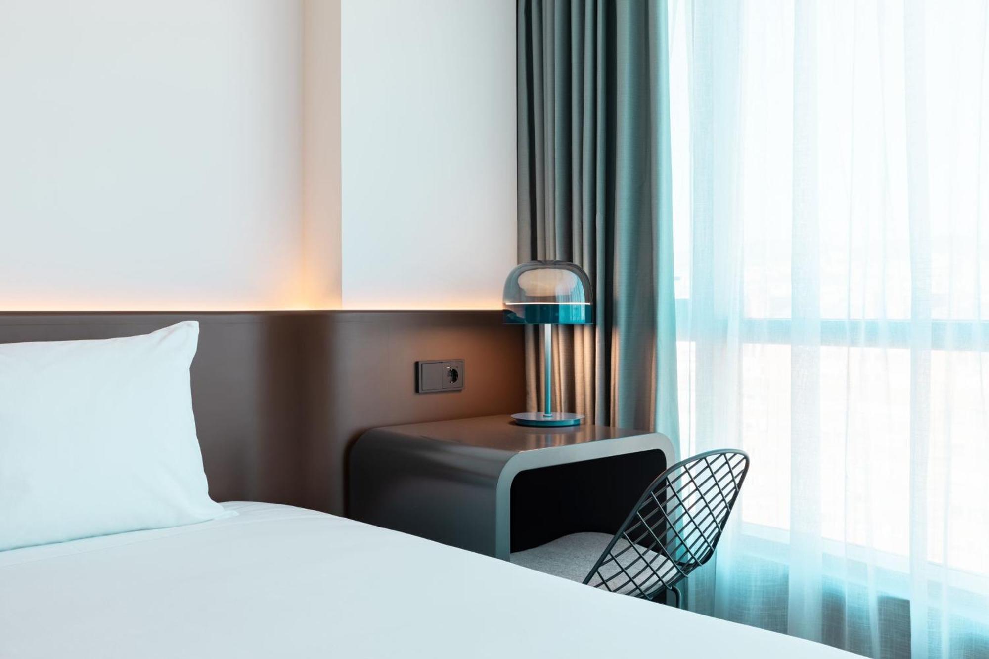 Labtwentytwo Barcelona, A Tribute Portfolio Hotel By Marriott Εξωτερικό φωτογραφία